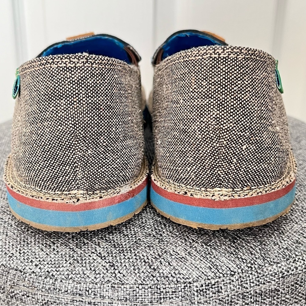 Twisted X eco Slip Ons Loafers Native Print Multi Color Tagged 6.5M *Fit like 7* - Picture 5 of 8